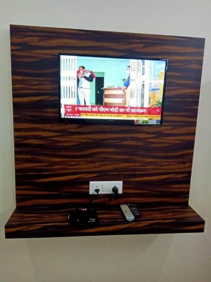 Hotel The Ideal Kushinagar Dış mekan fotoğraf