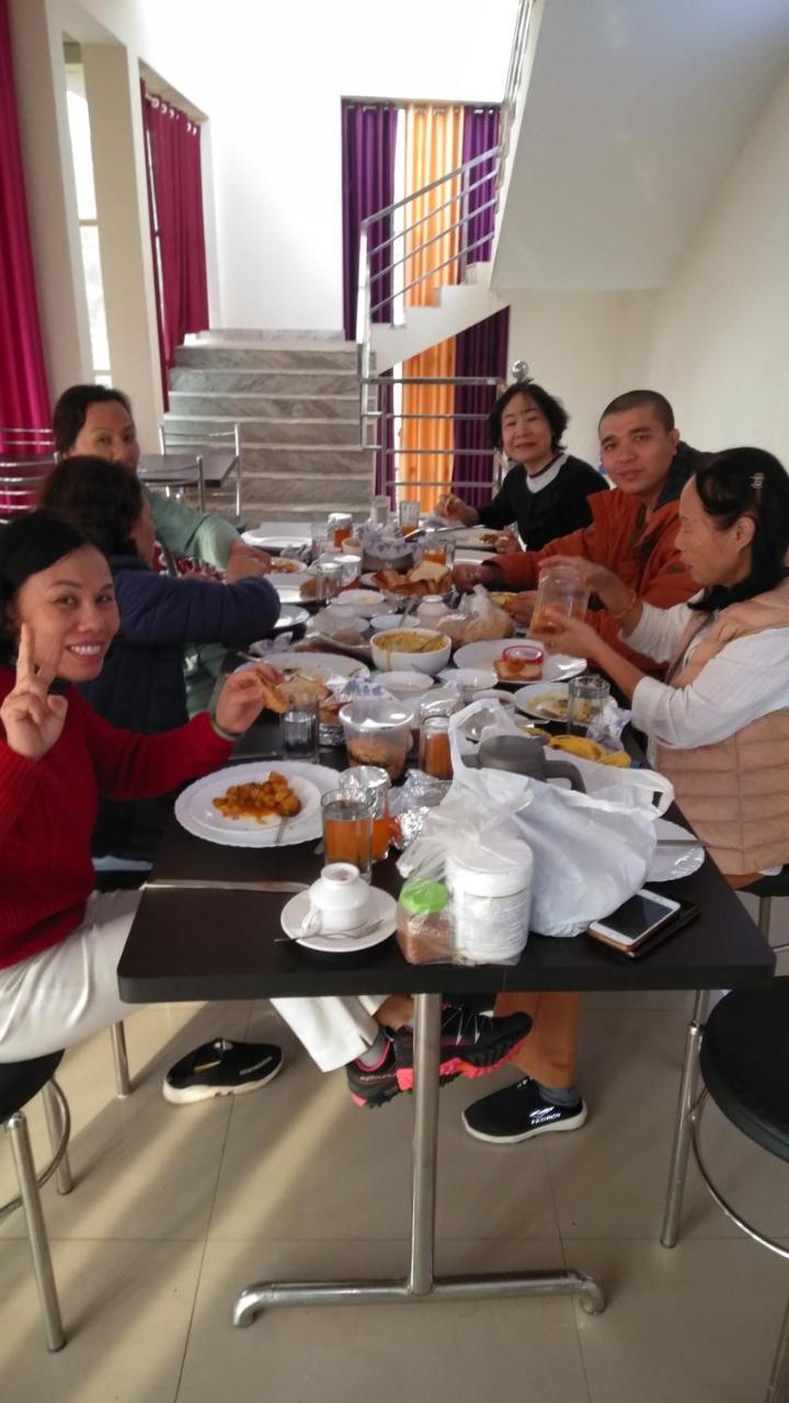 Hotel The Ideal Kushinagar Dış mekan fotoğraf