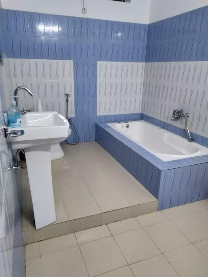 Hotel The Ideal Kushinagar Dış mekan fotoğraf