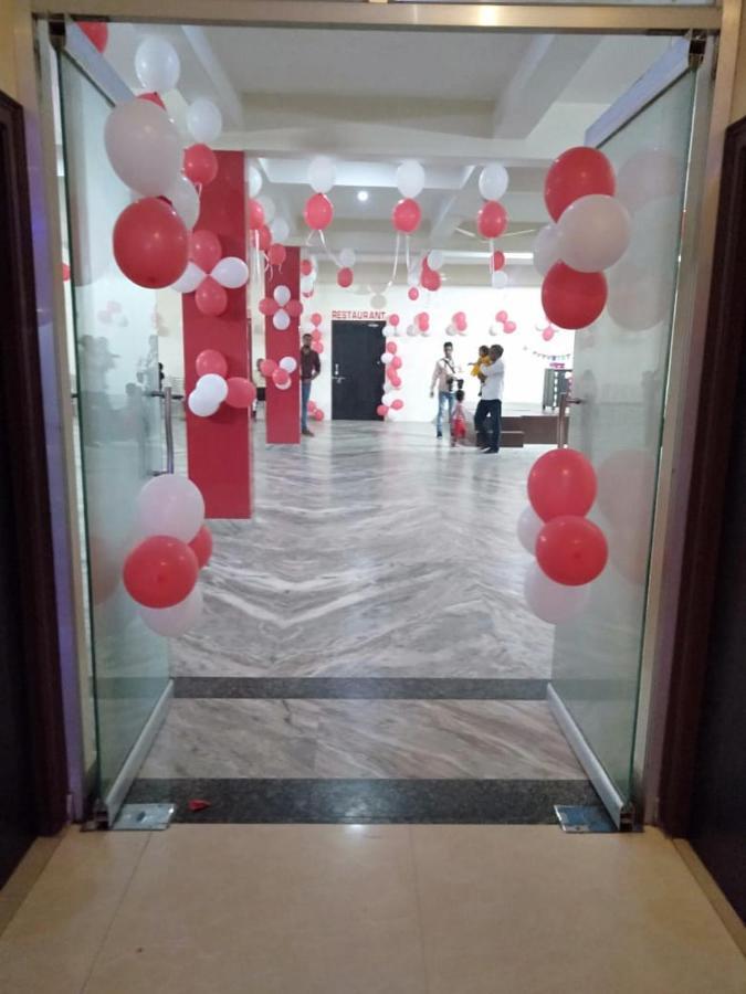 Hotel The Ideal Kushinagar Dış mekan fotoğraf